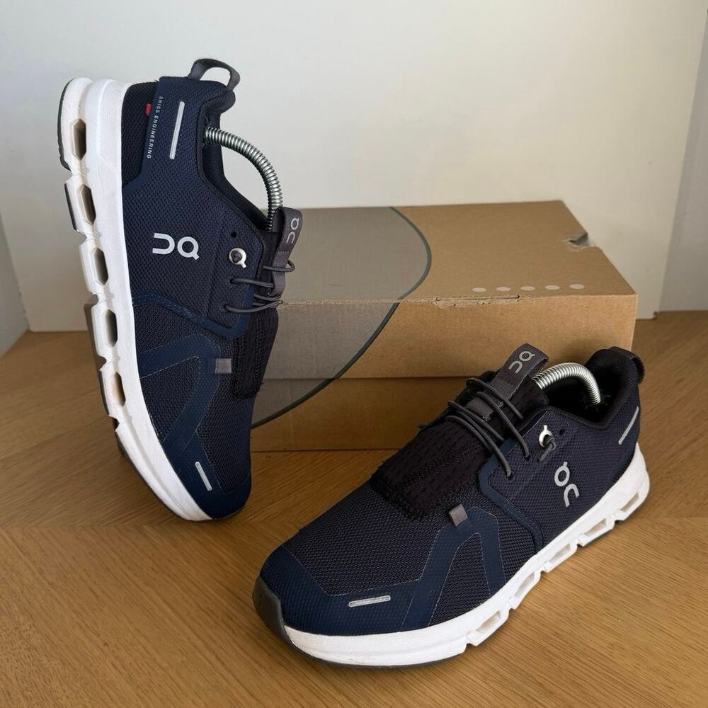 On Cloud Sky ‘Navy Blue/White’ Kids Sneakers- SZ 5.5 Y